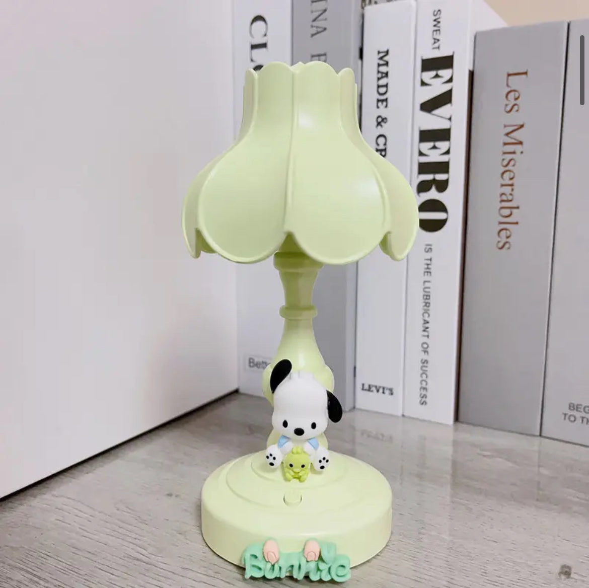 Sanrio Retro Lotus Leaf USB Led Table Lamp