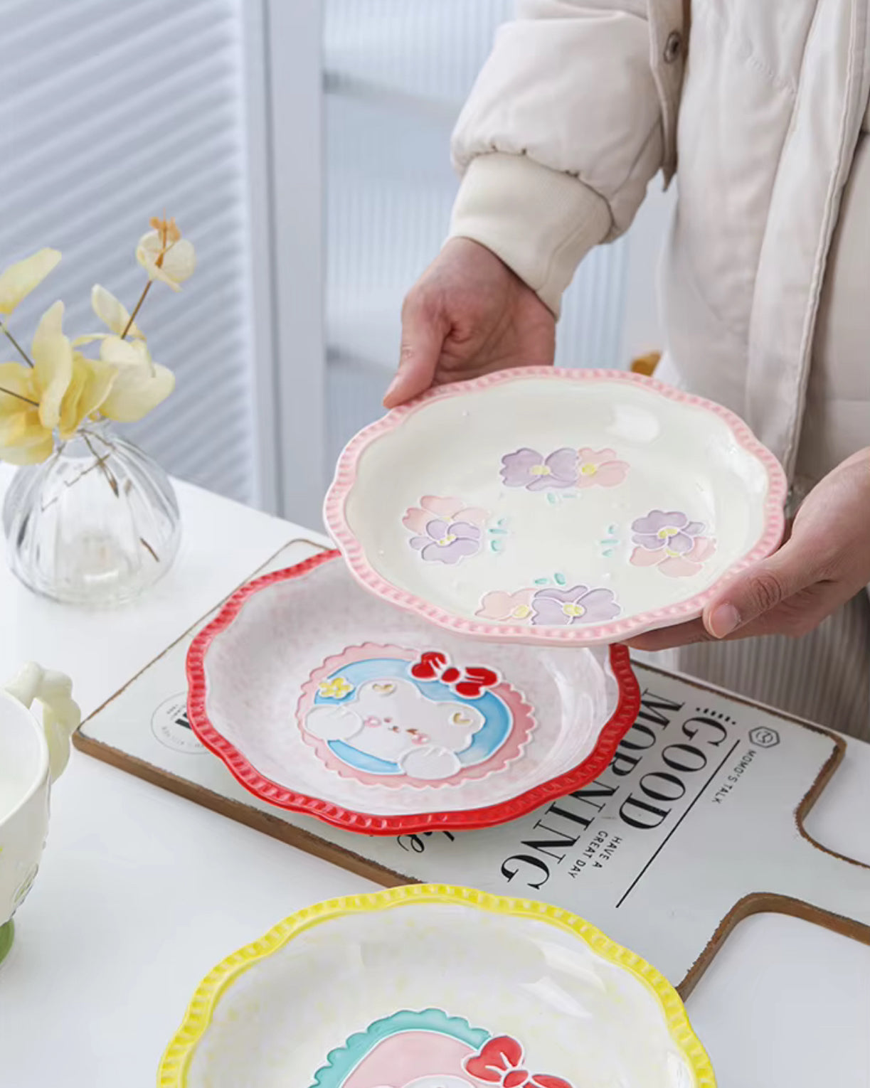Kawaii Scallop Plate – Kitty & Blossom Edition