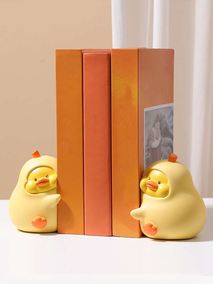 Hug Kawaii Pear Banana Ceramic Bookstand