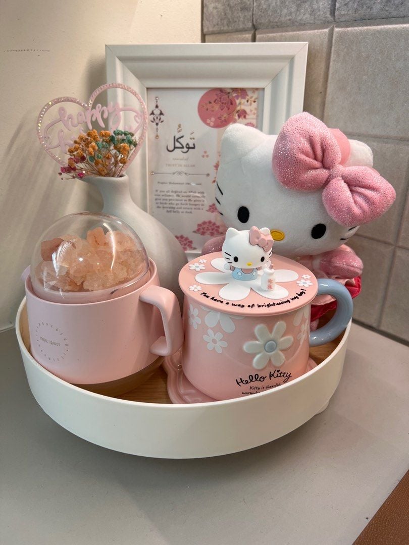 Sanrio Official Hello Kitty Ceramic Cups with Coaster & Silicone Lid